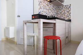 Cozy Studio Apartment Connected to Mall at Green Pramuka