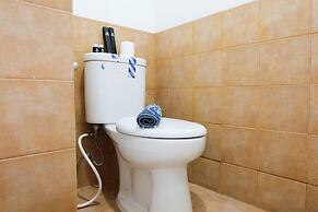 Cozy Studio Apartment Connected to Mall at Green Pramuka