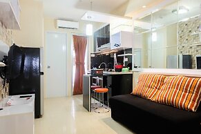 Modern 2BR with City View at Bassura Apartment