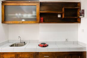 Comfortable and Spacious Studio Casa De Parco Apartment