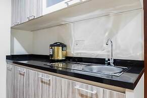 Premium 1BR Apartement At Grand Sungkono Lagoon