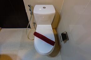 Best Price Studio Apartment at Atria Residence near Mall