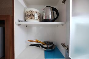 Compact Studio Saladin Mansion Apartment