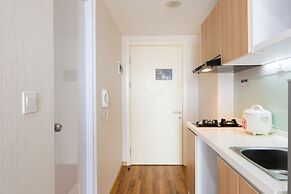 Comfy Studio Apartment with Extra Bed at M-Town Residence
