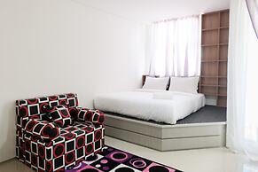 Modern City View Studio Apartment at Tuscany Residences