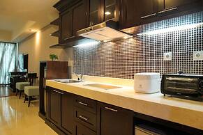 Elegant Studio Kemang Village Apartment