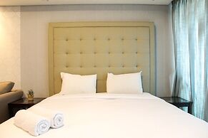 Elegant Studio Kemang Village Apartment