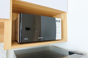 Compact 1BR at Tree Park Apartment