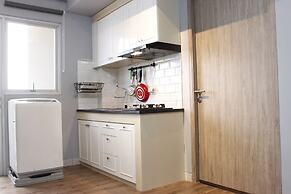 Deluxe 2BR Apartment at Newton Residence with Mountain View