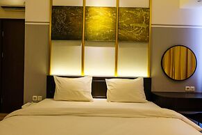 Elegant 2BR Apartment at M-Town Signature near Shopping Mall