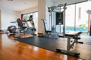 Best Price Studio Apartment at Tamansari Semanggi