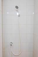 Comfortable and Fully Furnished Studio at Poris 88 Apartment