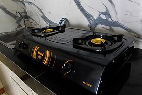 Minimalist 1BR Apartment at M-Town Signature