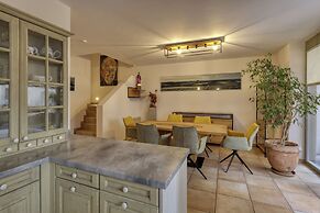 Anno Domini 1716  Boutique Hotel