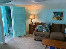 Rustic Rooftop Delight - Bay Front 2 Bedroom Apts by RedAwning