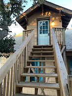 Rustic Rooftop Delight - Bay Front 2 Bedroom Apts by RedAwning