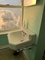 Rustic Rooftop Delight - Bay Front 2 Bedroom Apts by RedAwning