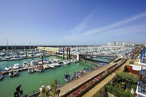 Britannia Harbour View Parking by Brighton Holiday Lets