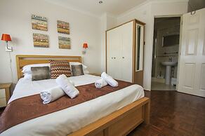 Britannia Harbour View Parking by Brighton Holiday Lets