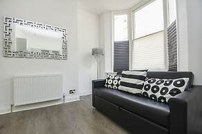 Sea Breeze Apartment Central by Brighton Holiday Lets