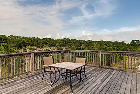 Purple Parrot - 200 Leonora Ct