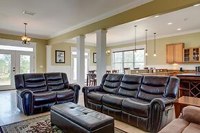 Purple Parrot - 200 Leonora Ct