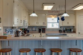 Water's Edge - 2227 Mallard