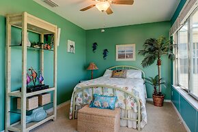 Bikinis & Martinis - Surf Club B12