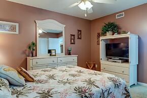 Bikinis & Martinis - Surf Club B12