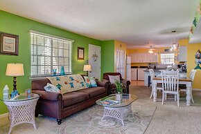 Bikinis & Martinis - Surf Club B12