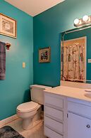 Bikinis & Martinis - Surf Club B12