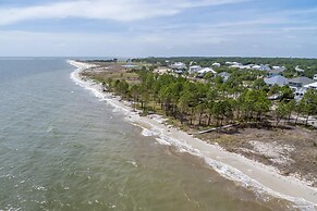 Bikinis & Martinis - Surf Club B12