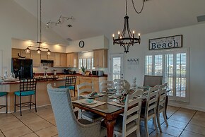 Dauphin Charm - 2237 Bienville