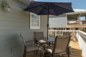 Saltaire - 2440 Bienville