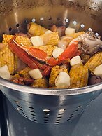 The Blue Crab - 2432 Bienville