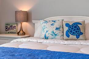 The Blue Crab - 2432 Bienville