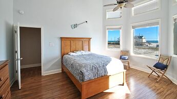 Tidal Wave - 2636 Bienville