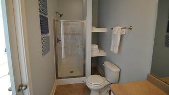 Tidal Wave - 2636 Bienville