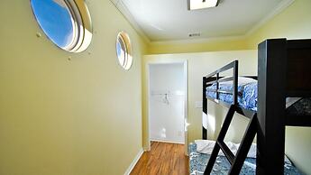 Tidal Wave - 2636 Bienville