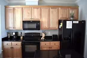 Southern Breeze - 103 Vaca Ct