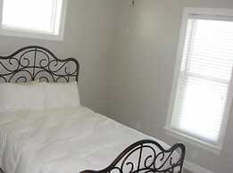 Southern Breeze - 103 Vaca Ct