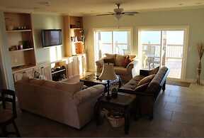 Southern Breeze - 103 Vaca Ct