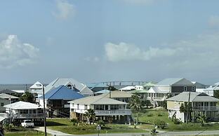 Sonny Daze - 105 Quebec Ct