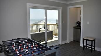 Sonny Daze - 105 Quebec Ct