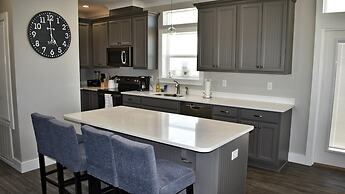 Sonny Daze - 105 Quebec Ct