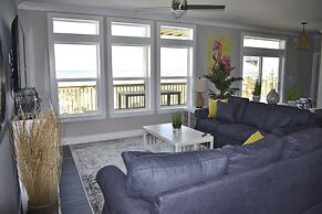 Sonny Daze - 105 Quebec Ct