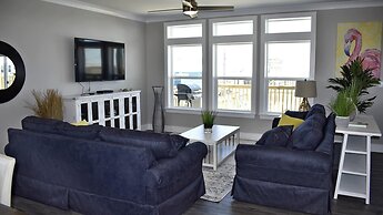 Sonny Daze - 105 Quebec Ct