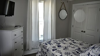 Sonny Daze - 105 Quebec Ct