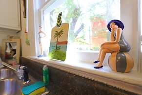 Surf Shack - 1013 Cadillac