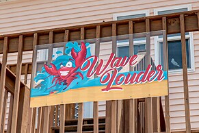 Wave Louder - 105 Spanish Ct